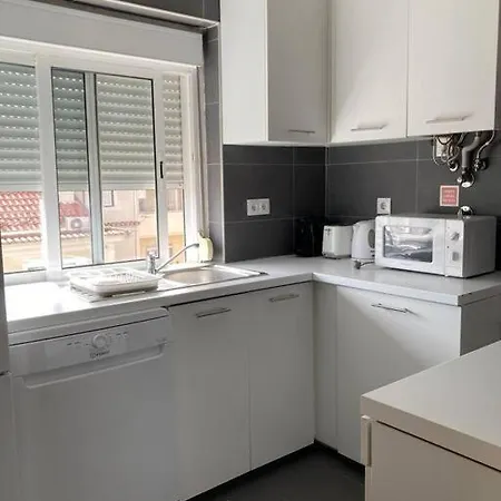 Apartment Bem Localizado Familias & Amigos Lissabon